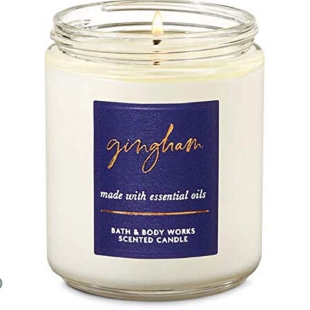 NWT Bath and Body Works Gingham Single Wick Candle 40 hour burn time